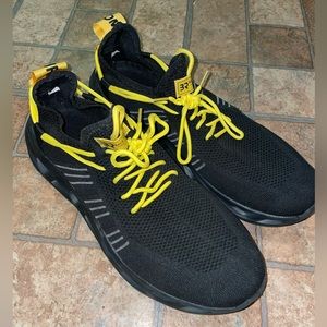Men’s Running Shoes Broken Rules